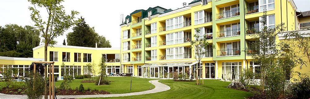 Parkhotel Bad Schallerbach Exterior photo